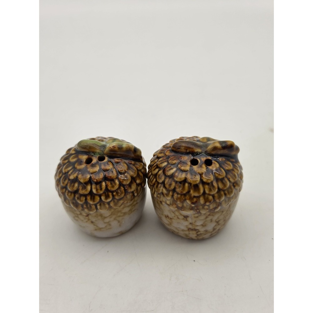 Vintage Ceramic Acorn Salt And Pepper Shakers Fall Colors Approx 2" Tall
